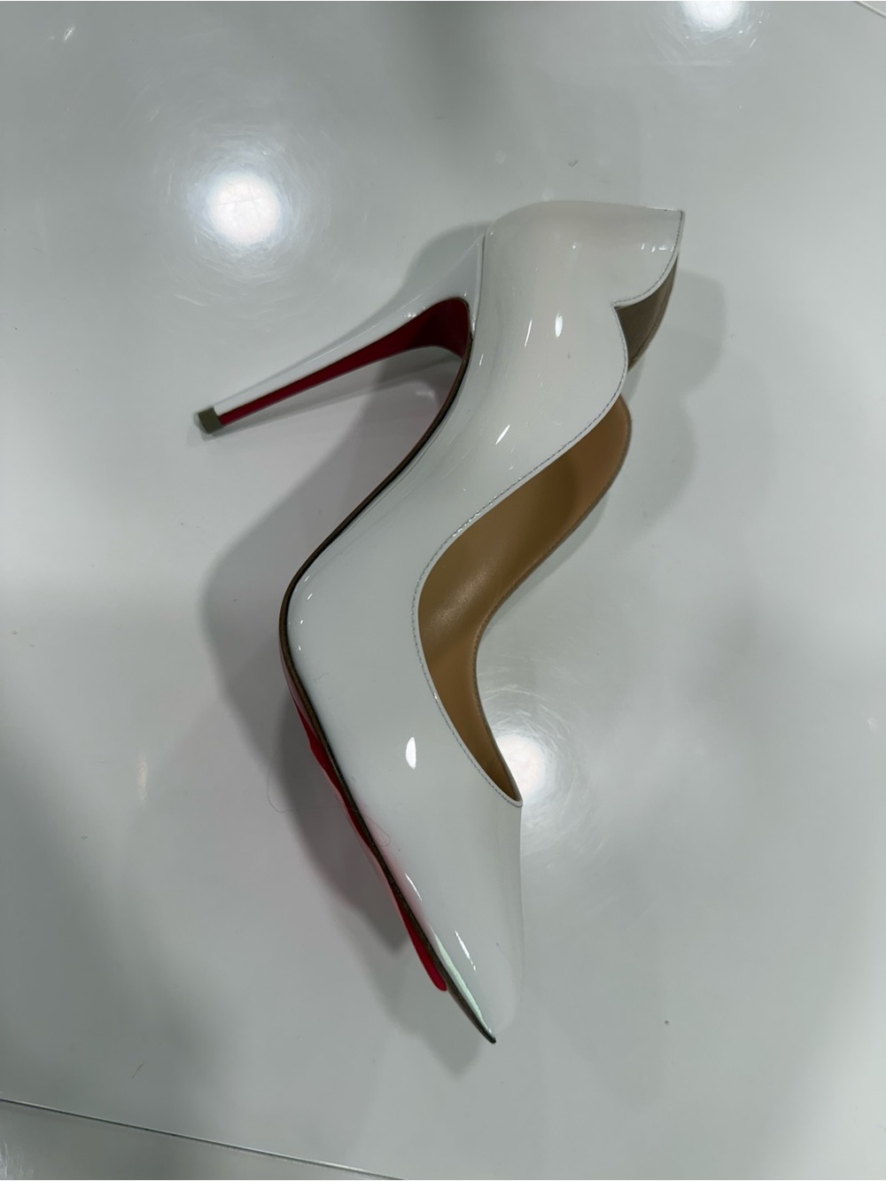 Christian Louboutin White Patent Pointed-Toe Pumps with Signature Red Sole - Picture 10 of 10